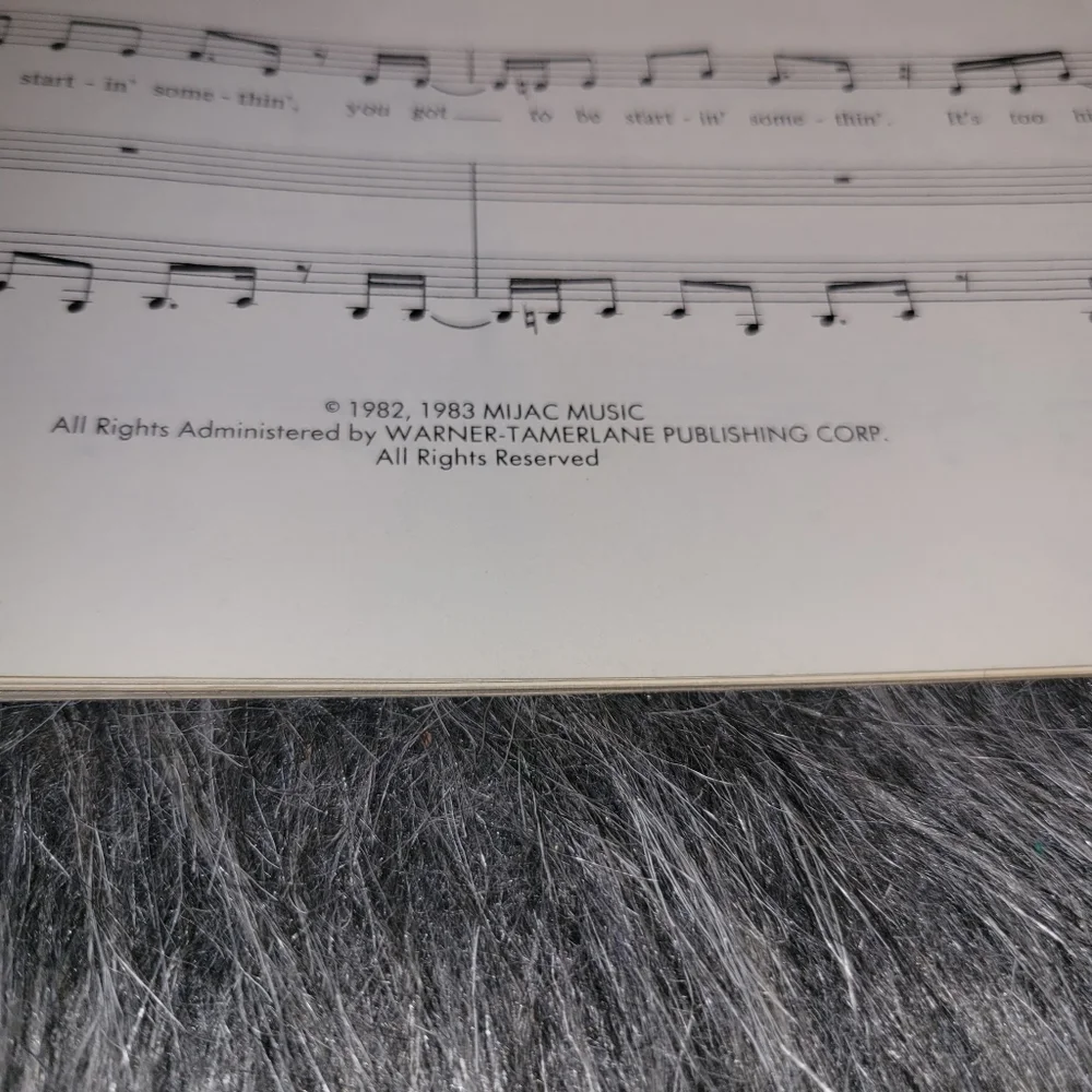 "Vintage 1983 Michael Jackson Thriller Piano Vocal Guitar Songbook  Sheet Music - Picture 12 of 15
